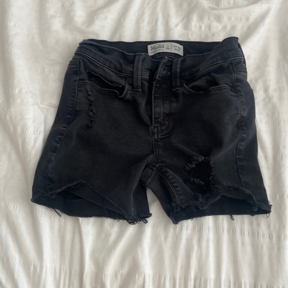 Cut off jean shorts